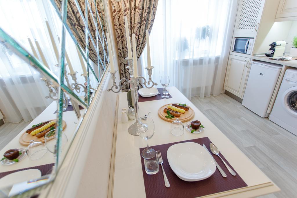 סומי Royal Suite Apartment With Jacuzzi מראה חיצוני תמונה